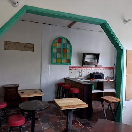 Mochileros Viajeros Hostel Bogota Bagian luar foto